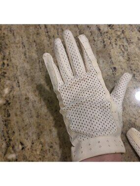 Vintage Womens Size 6.5 M/L Off-White Cotton Mesh Leather Stripe Gloves